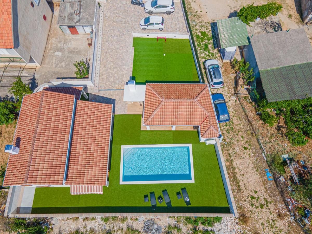 Вілла Casa Del Sol Dubrava  Екстер'єр фото